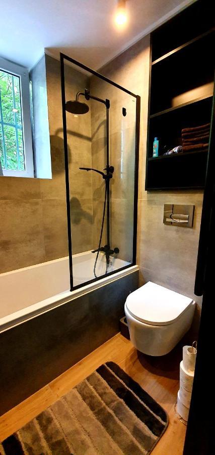 Juna2 - Nowoczesny Apartament W Centrum Z Widokiem Na Park 프루츠코프 외부 사진