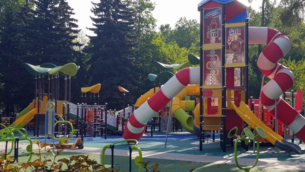 Juna2 - Nowoczesny Apartament W Centrum Z Widokiem Na Park 프루츠코프 외부 사진
